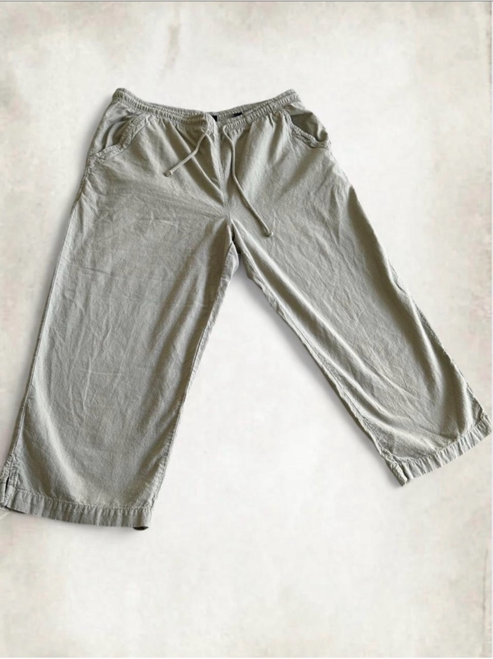 Erika Women's Wide-Leg Drawstring Capris - Olive Green